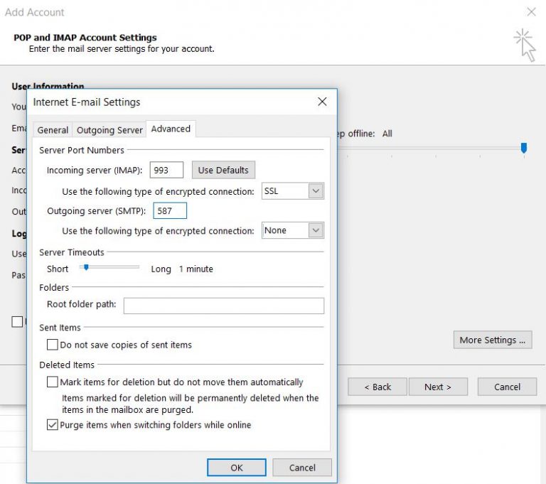 Configuración de servidores y números de puerto en Microsoft Outlook 2013.