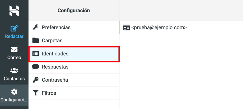El menú Identidades en la Configuración de Hostinger Webmail