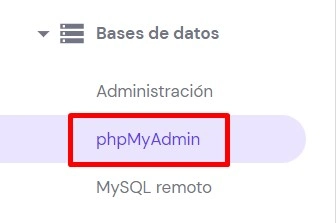 El menú phpMyAdmin en Bases de datos en hPanel